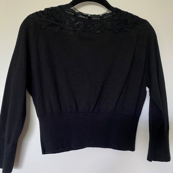 Veste noire courte brodée - Picture 3 of 4